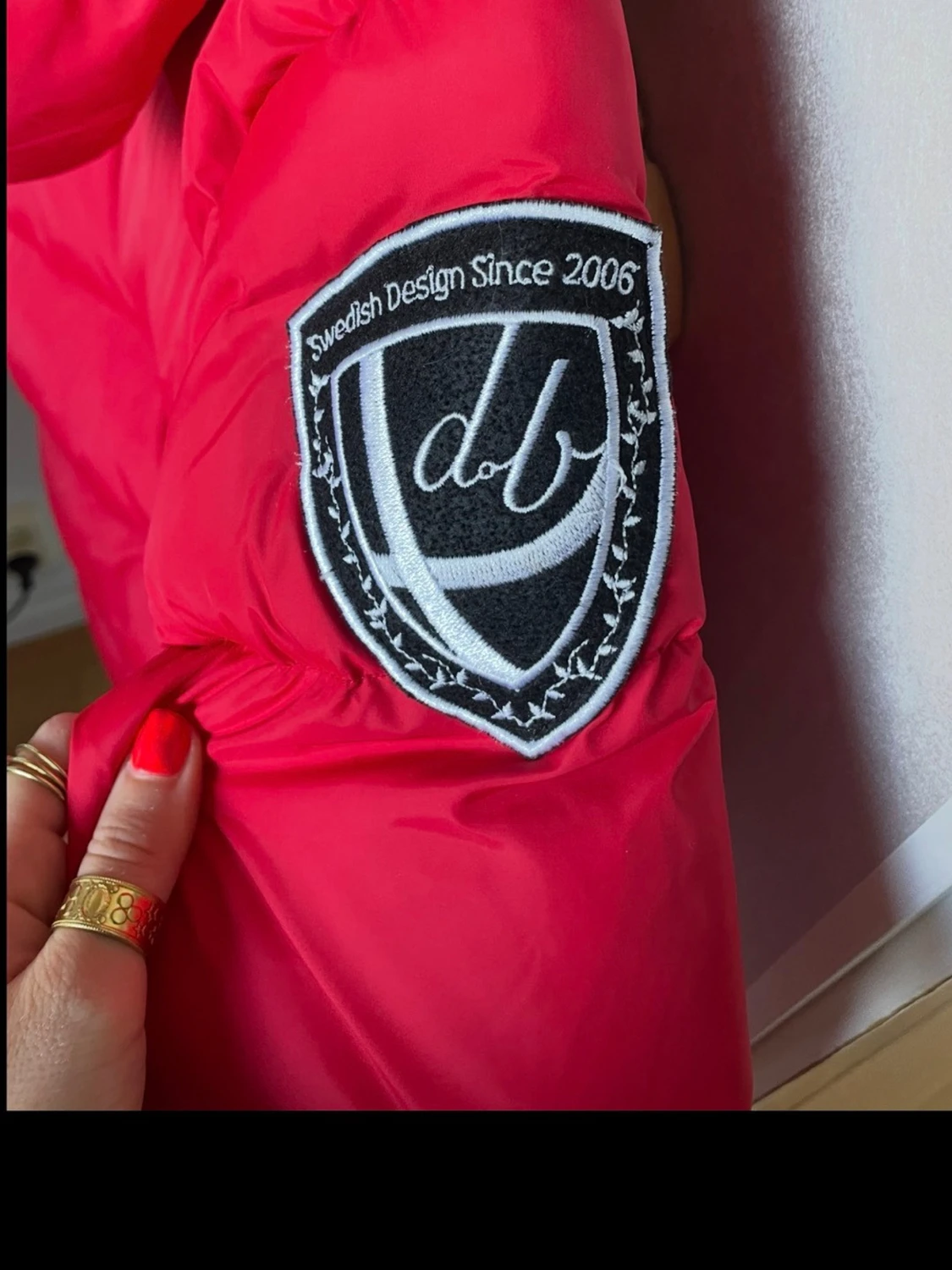 Röd dunjacka från DBrand - 3