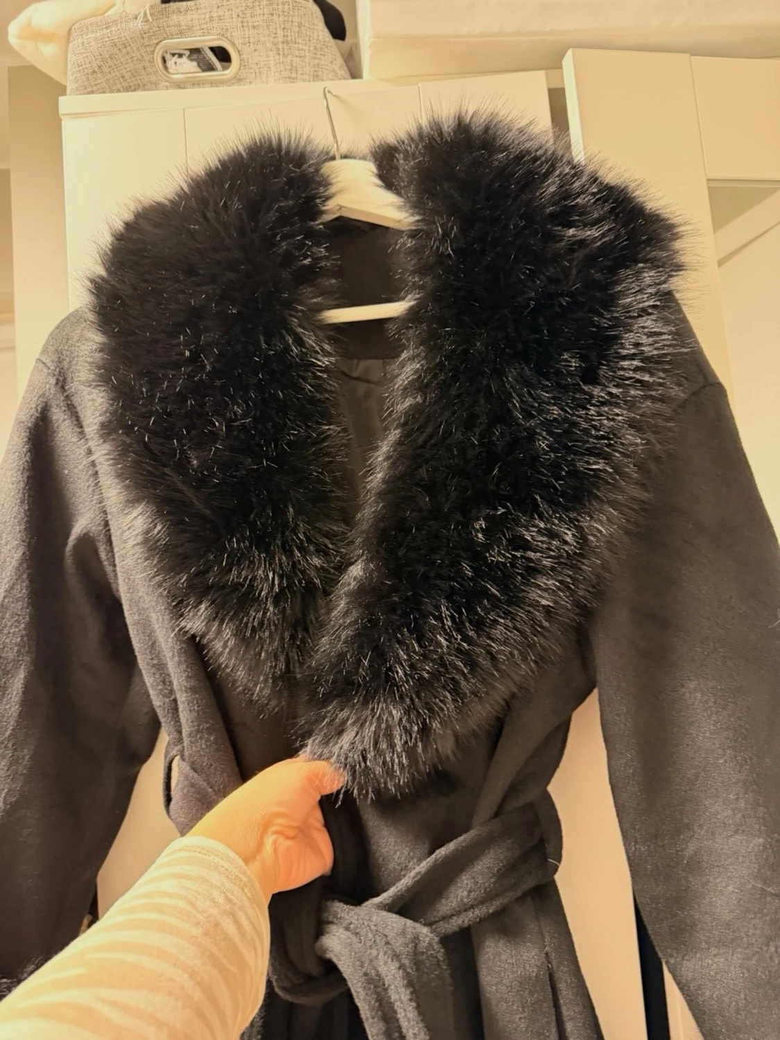 Svart kappa m.päls - 6