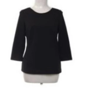 tröja - tröja från Esprit i storlek xs. aldrig använt skriv för mer information 🙃