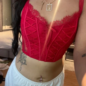 Victorias Secret corsett - Fett fin corsett från Victorias Secret. Bara provad på!