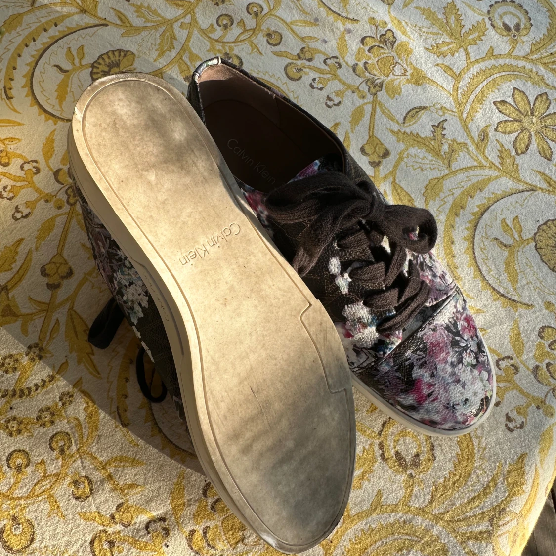 Calvin Klein skor i storlek 36,5 - 91