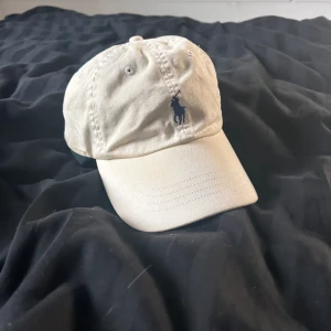 Ralph Lauren keps  - Perfekt inför sommaren, snabb enkel affär!