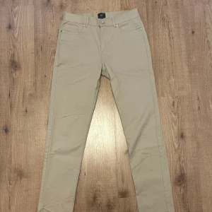 Sköna byxor - Riktigt sköna byxor från h/m. Knappt använda, perfekt skick. Pris kan diskuteras.