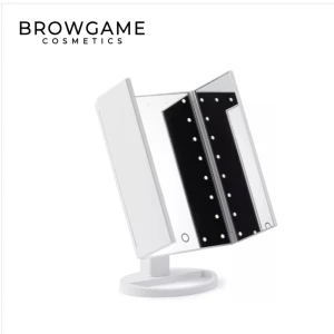Sminkspegel browgame - sminkspegel från browgame cosmetics med inbyggda lampor som går att sätta av och på. köpt i julas 
