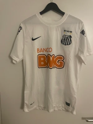 Neymar santos tröja  - Helt ny Neymar JR tröja när han spelade i Santos 