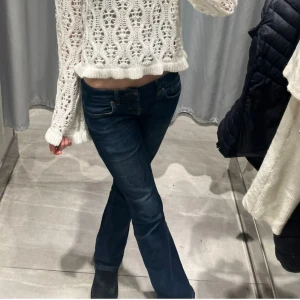 LTB jeans - Skit snygga trendiga low waist jeans från LTB💗 fint sick💕kontakta för mer information🩷