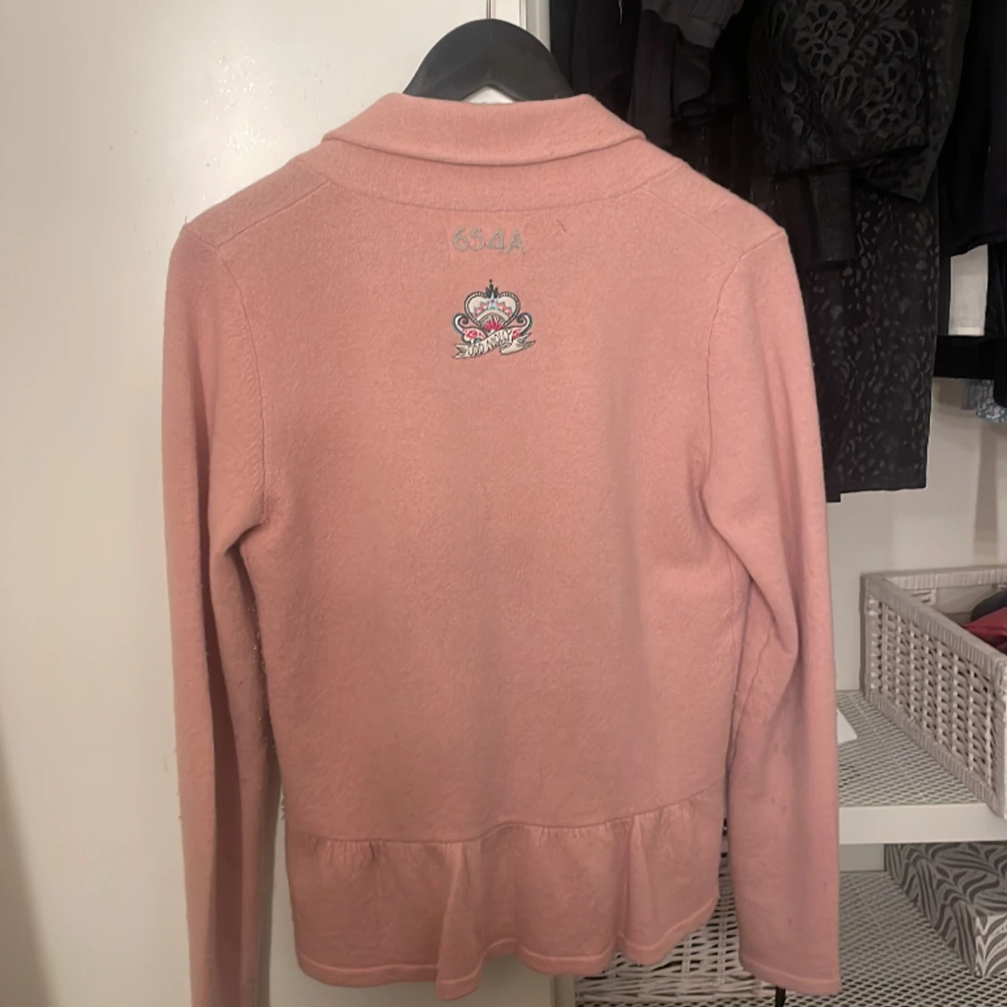 Stickad kofta/tröja - 90