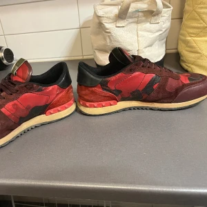 Valentino rockrunners - Skick 6,5/10  Size 42 