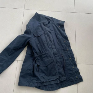 Field jacket - Tjabba!  Säljer nu min Filed jacka i perfekt skick, hmu vid ev. Frågor!  Allt gott, Max