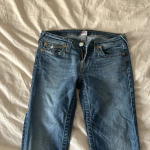 True religion jeans  - Jätte fina jeans men kommer aldrig till användning. 