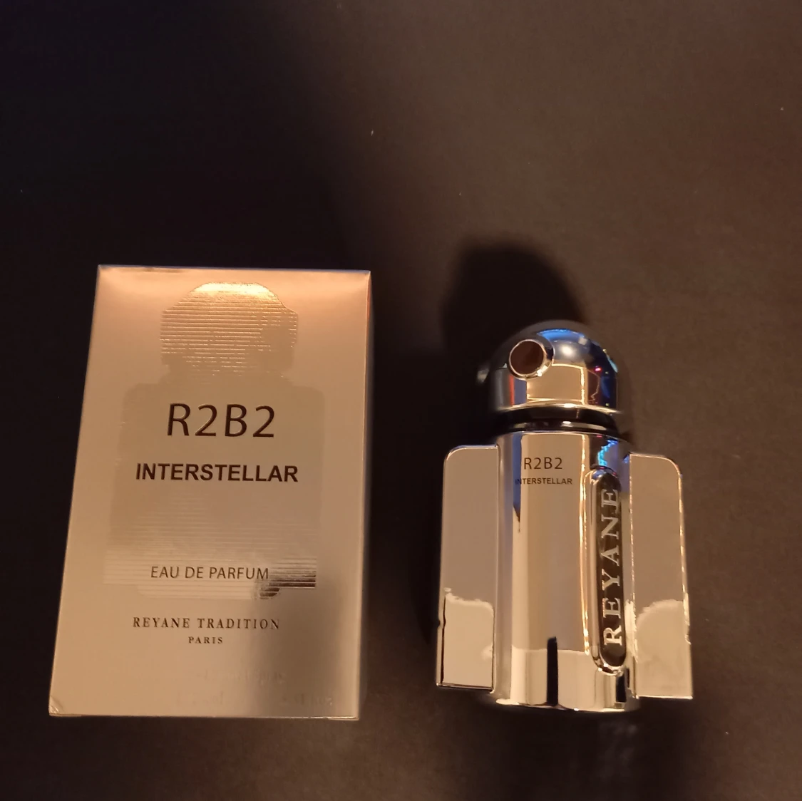 R2b2 Interstellar Parfym