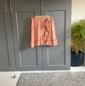 Kjol - En fin kjol som används super lite💓