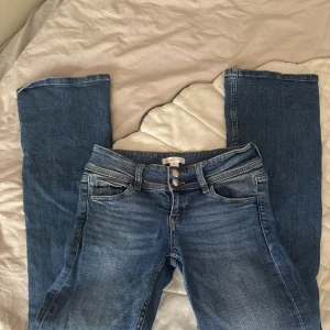 Gina jeans lågmidjade - Säljer dessa Gina lowrise jeans❤️skriv för mer info