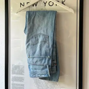 Super snygga jeans från Jack and Jones 🙌  Modellen: Loose chris Bra skick🙏