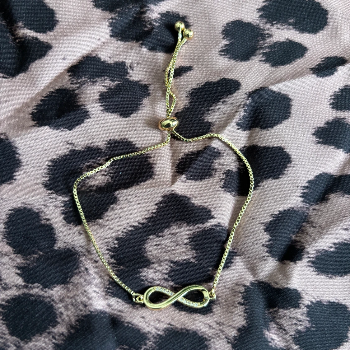 Guld infinity armband  - 91