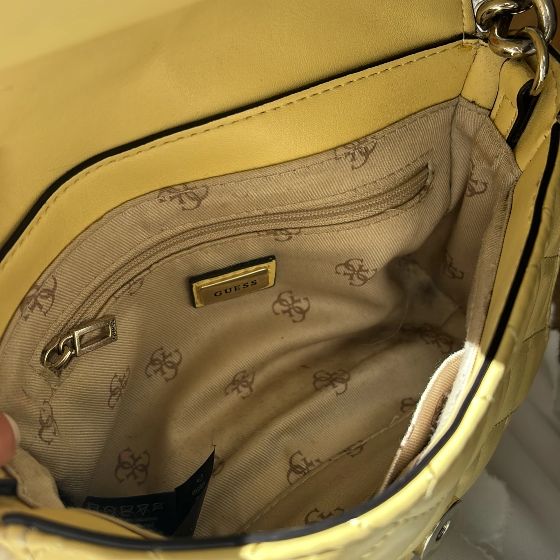 Guess väska 👜 - 91