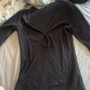 Söt topp - Fint skick, från bikbok