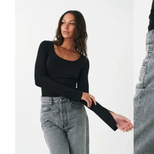 Svart tröja  - Jätte söt tröja!  