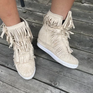 Fransskor Beiga  - Supeeersöta skor passar 37/38