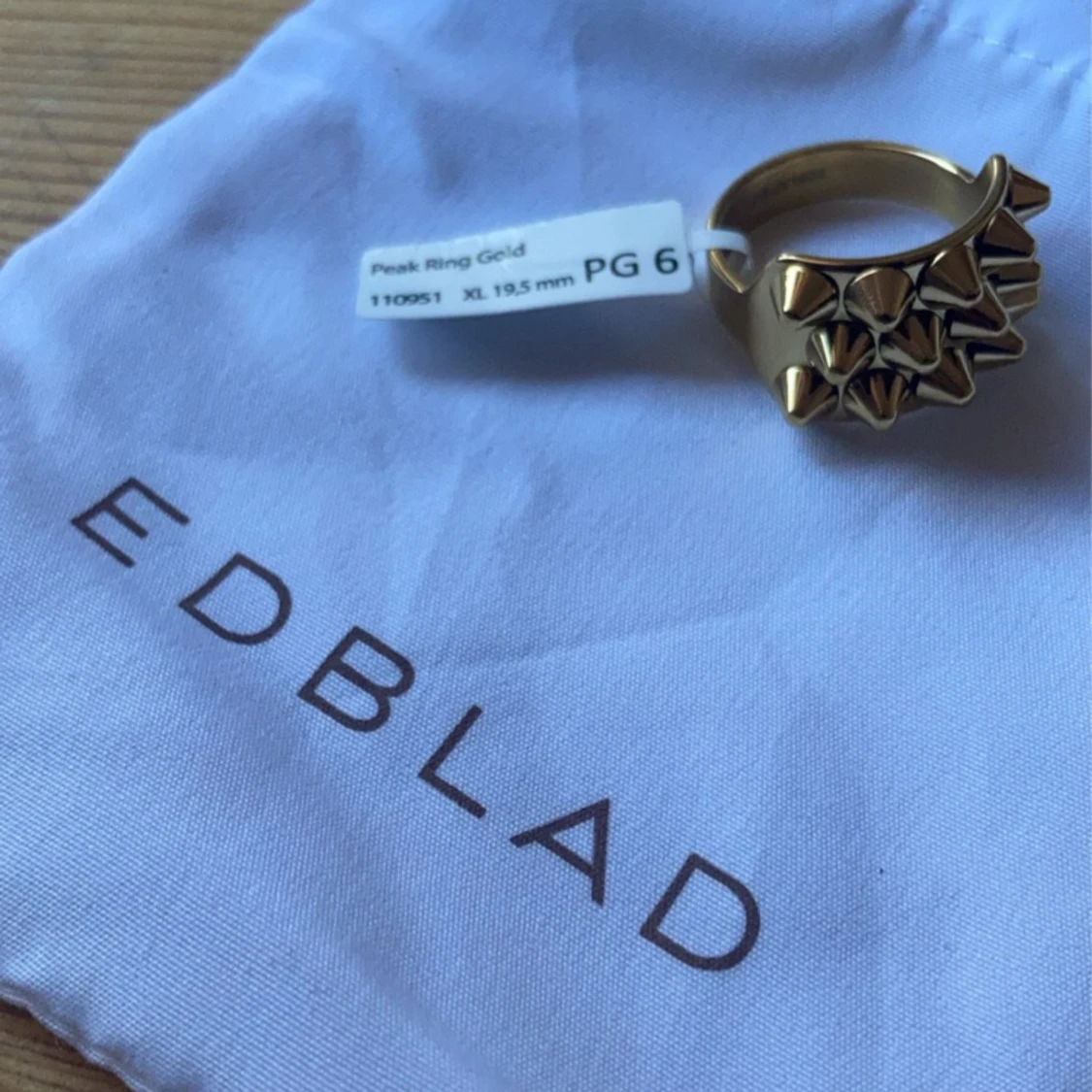 Edblad ring