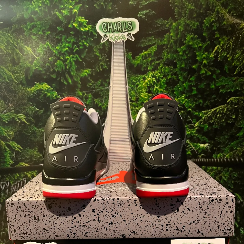 Air Jordan 4 Retro ‘Bred Reimagined’ 🚓 #charlskicks #airjordan4 #bredreimagined #sneakerhead #sneakers  Storlek: -38 -42.5 -43 -44.5    -Går att ordna i alla storlekar skriv i DM 💫  -pris: 2999kr - 3699kr. Skor.