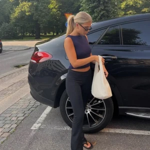 yoga pants - aldrig använda, säljs för att de är lite för små för mig. från gina tricot 🩷 storlek M