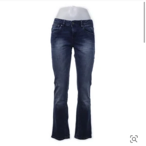 EDC by Esprit - Jeans från ESPRIT, storlek 29/30
