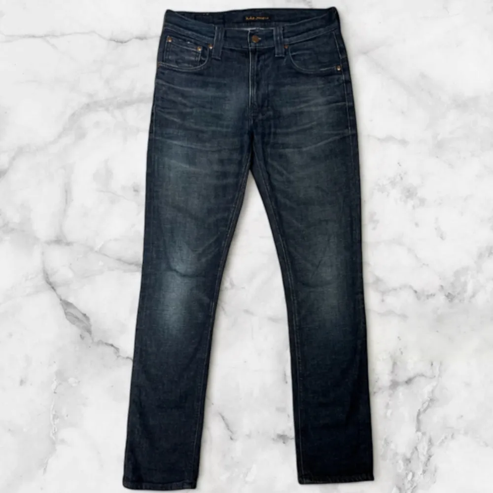 Ett par väldigt snygga nudie jeans.  Skick: 9/10  Storlek: 30/32 Kontakta vid fler funderingar eller frågor 🤝 . Jeans & Byxor.