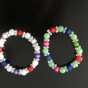 Trendier Kristall Pärla Armband  - Fri stlk  39kr/st  Helt ny 