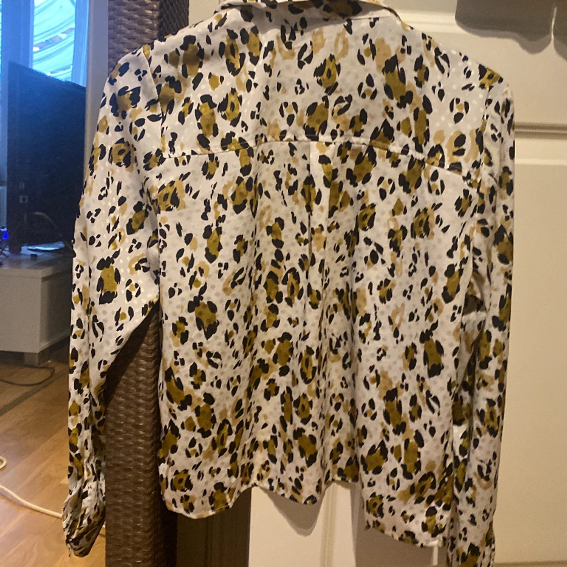 Leopard blus  - 91