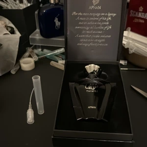 Samples afnan turathi blue - Säljer samples av afnan turathi blue till ett bra pris!