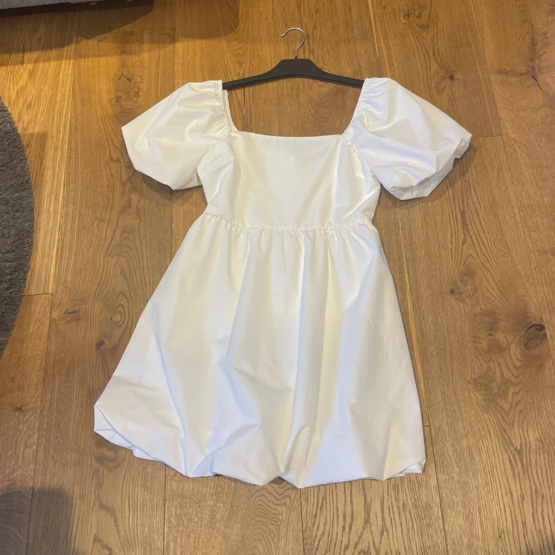 Vit klänning  - 90