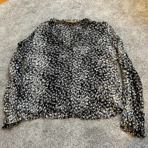 Blis - Blus från InWear, verkligen fin! Inga defekter