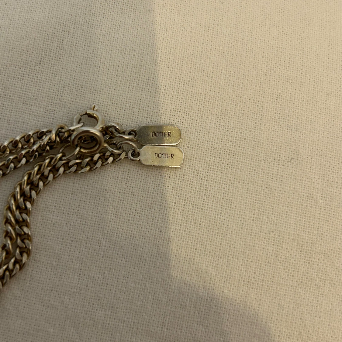 Maria Nilsdotter Halsband (you and me necklace)  - 91