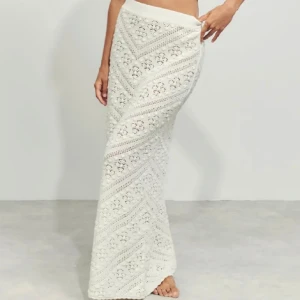 Stickad kjol - Säljer denna stickade kjol i storlek S från Gina tricot som tyvärr inte passar mig längre ❤️