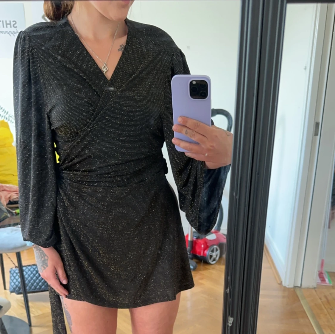 Glittrig klänning - 90