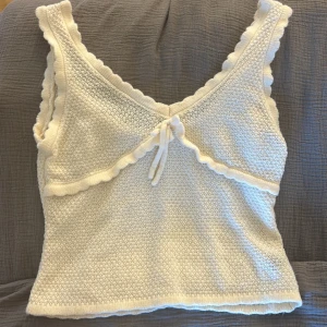 virkat linne  - söt virkat linne, aldrig använt!🤍