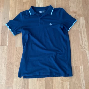 marc O'Polo pike - en mycket fin och populär Marc O'Polo tröja i bra skick använd 7 gånger. Bara att skriva vid funderingar.