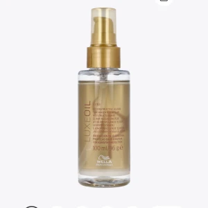 Oanvänd hårolja!💞 - Jag råkade beställa hem två stycken när jag beställde från Lyko😅 Så jag har inte öppnat eller använt produkten💞  