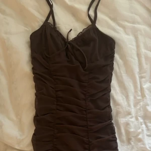 Klänning  - Figursydd klänning💕