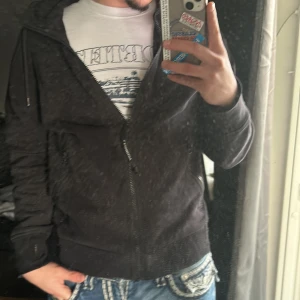 C.p company hoodie  - Fin cp company hoodie köpt för 3100kr jättebra stick, och passar till allt. Priset går att diskutera 