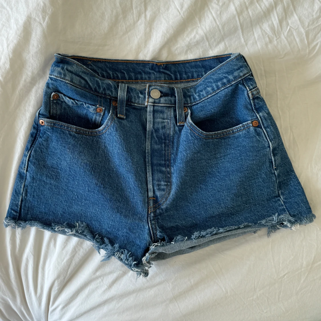 Levi’s 501 Denim Shorts💙 - 90