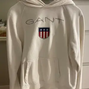 Gant hoodie, barn storlek, skriv privat för frågor 
