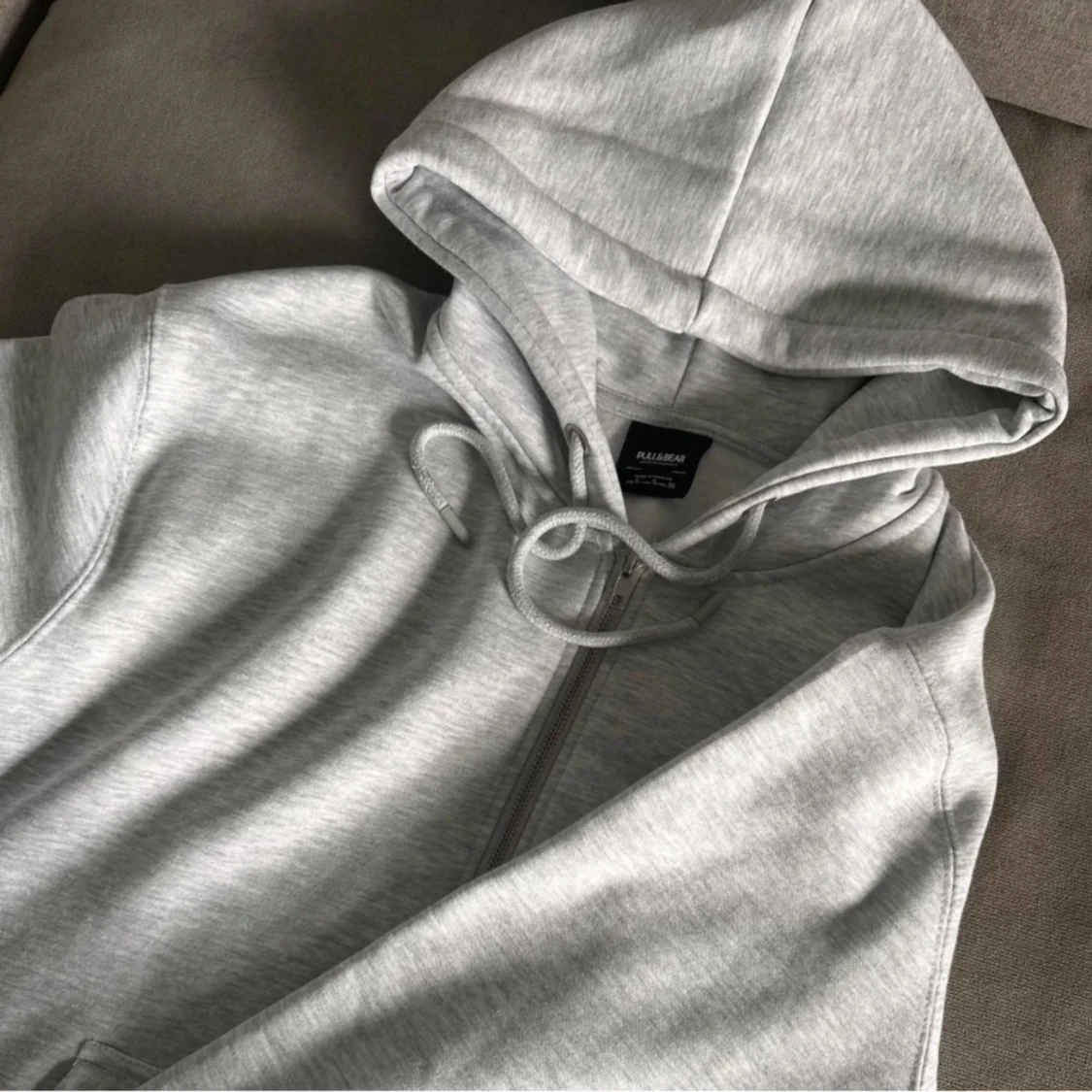 Pull and bear zip up
