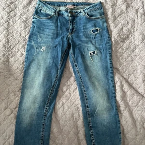 Jeans  - Inte mycket använda