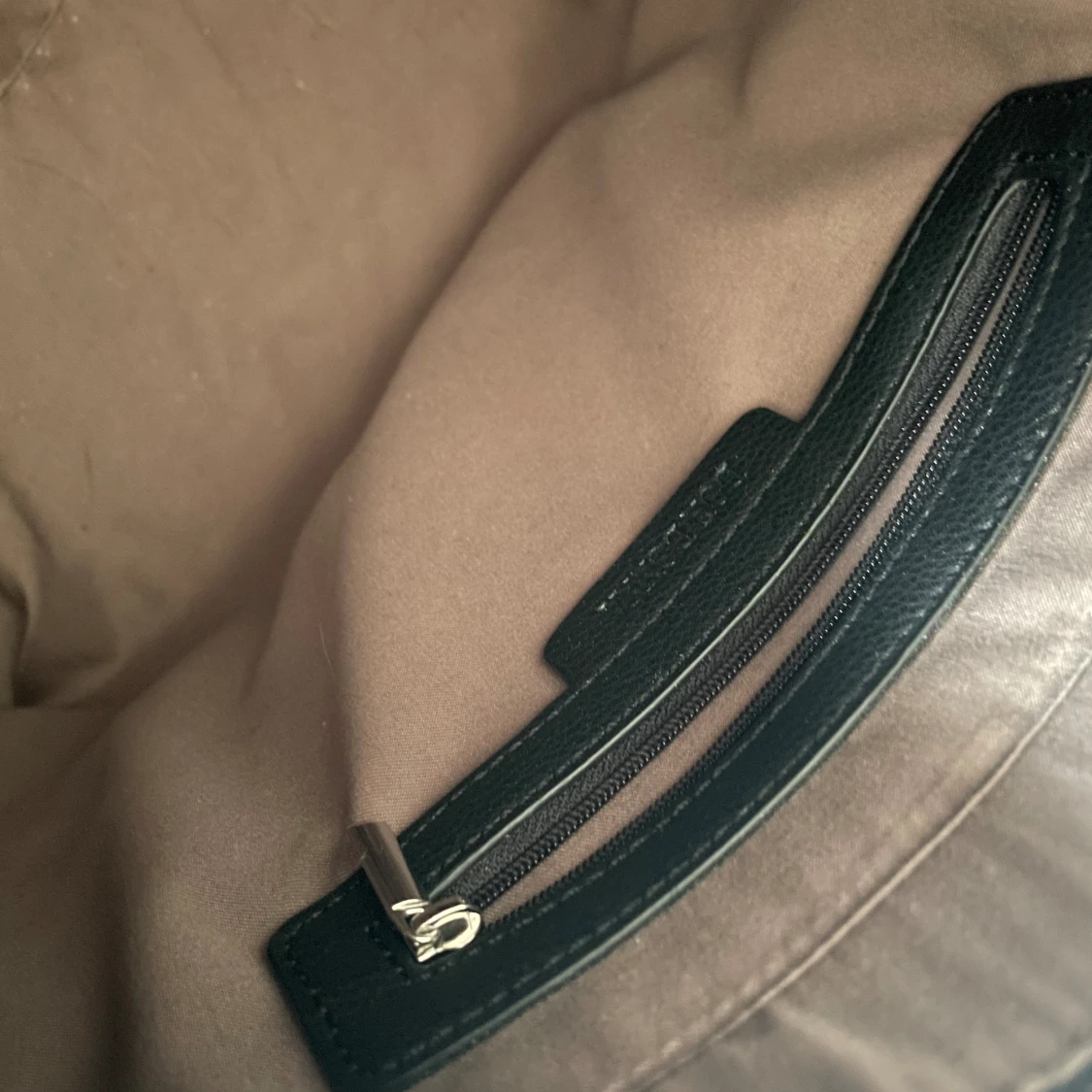 Snygg axelremsväska  - 92