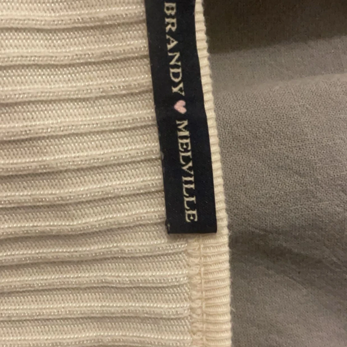 Brandy Melville cardigan  - 90