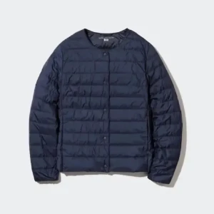 Uniqlo jacka  - Intressekoll på denna marinblå jacka från Uniqlo. Kommer inte till andvändning lika mycket.  Är i superfint sick!! ❤️ Inte mina bilder på bilden 