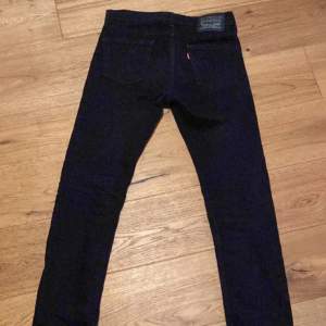Oanvända Levis jeans 511 storlek w29 l32
