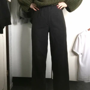 kostymbyxor - kostymbyxor med hög midja och rak passform, supersköna! bra skick 
